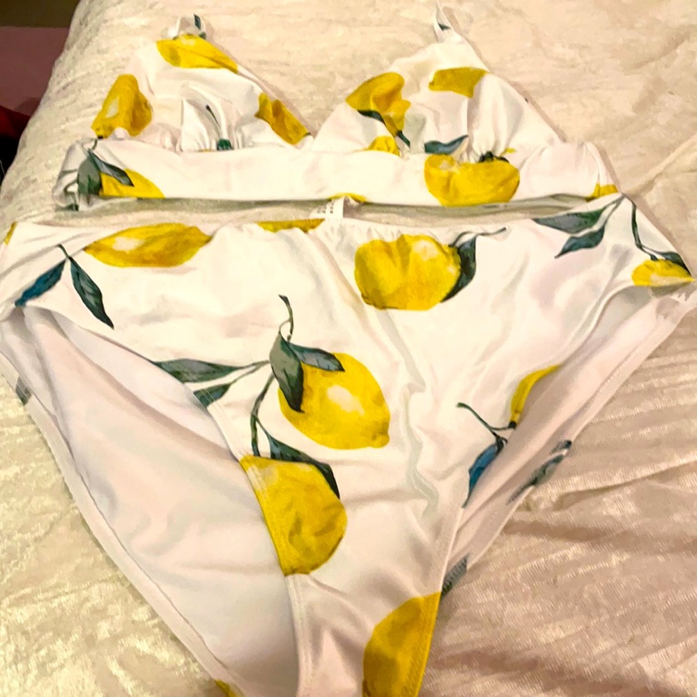 2 piece white and lemon swimsuit- never worn